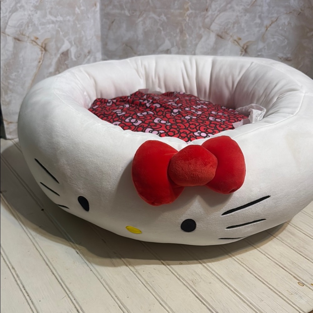 Hello Kitty Pet Bed with Red Bow